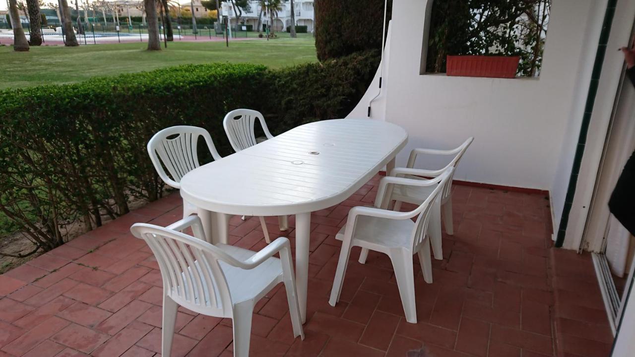 Apto. Doble Planta Baja Con Acceso A La Piscina Isla Canela Luaran gambar